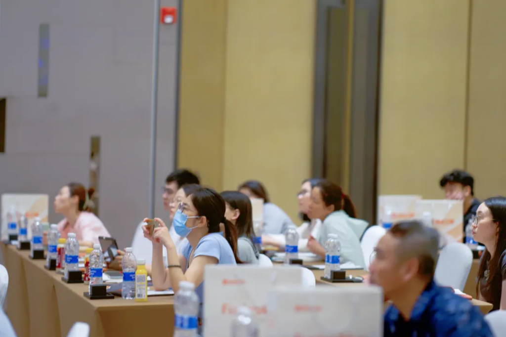 鹏城春韵 数智启航｜2024年朗视正畸学术交流会深圳站圆满落幕